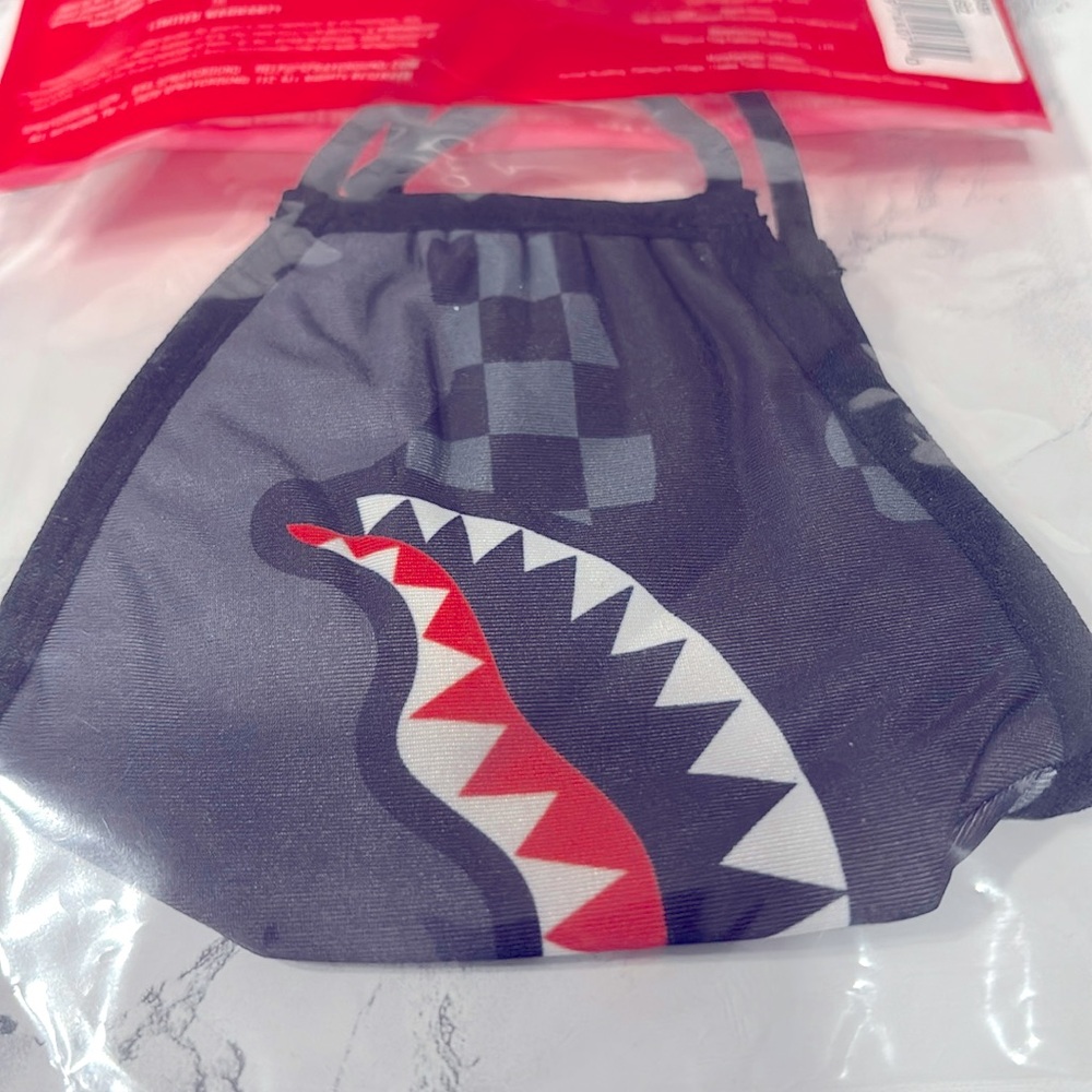 Sprayground Sharks in Paris Side Shark 3